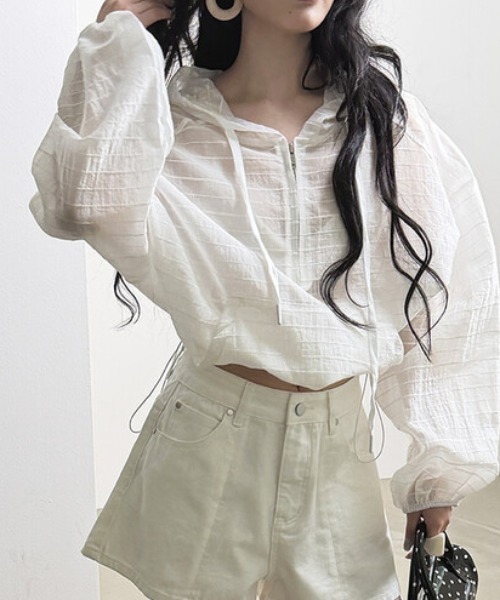 FACTOTUM(ファクトタム)の「フード付きボーダー柄薄手トップス(Tシャツ/カットソー・レディース・ホワイト/ベージュ・FREE)」の9枚目の写真