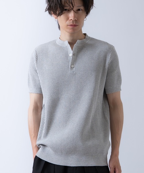 Crownor(クラウノアー)の「ヘンリーネック リブニット 半袖 Tシャツ(ニット/セーター・メンズ・ブラック/グレー/ホワイト・LARGE/MEDIUM)」の3枚目の写真