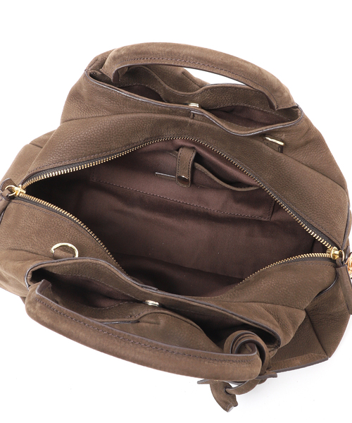mica della valle(ミカデラヴァッレ)の「《別注カラーあり》mica della valle/ミカデラヴァッレ obliqua boston grande(ボストンバッグ・レディース・ブラウン/キャメル・FREE)」の12枚目の写真