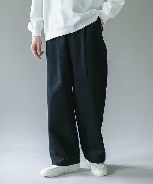 URBAN RESEARCH DOORS(アーバンリサーチドアーズ)の「1タックワイドストレートチノパンツ 26AW(その他パンツ・メンズ・ベージュ/ネイビー・MEDIUM/LARGE)」の14枚目の写真
