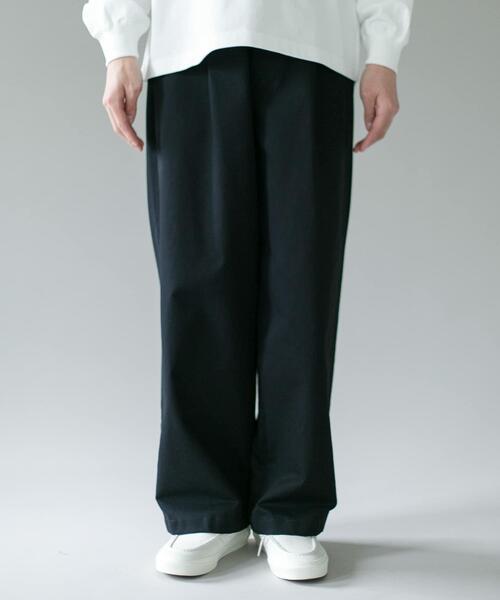 URBAN RESEARCH DOORS(アーバンリサーチドアーズ)の「1タックワイドストレートチノパンツ 26AW(その他パンツ・メンズ・ベージュ/ネイビー・MEDIUM/LARGE)」の18枚目の写真