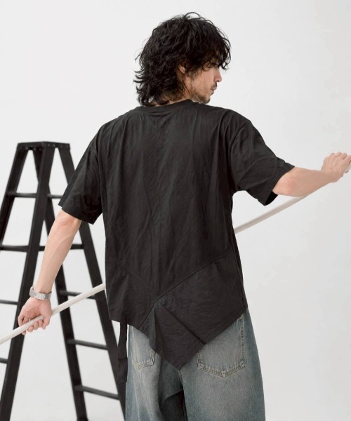 KAMINARI_TOKIO（カミナリトキオ）の「異素材切替アシメTシャツ（Tシャツ/カットソー・レディース・チャコールグレー/ブラック・FREE）」の5枚目の写真