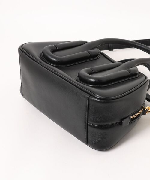 MARC JACOBS(マークジェイコブス)の「BABE TOP HANDLE/ベイブ トップ ハンドル(ショルダーバッグ・レディース・ブラック/ホワイト・ONE SIZE)」の10枚目の写真