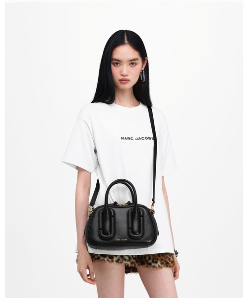 MARC JACOBS(マークジェイコブス)の「BABE TOP HANDLE/ベイブ トップ ハンドル(ショルダーバッグ・レディース・ブラック/ホワイト・ONE SIZE)」の6枚目の写真