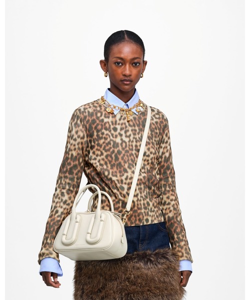 MARC JACOBS(マークジェイコブス)の「BABE TOP HANDLE/ベイブ トップ ハンドル(ショルダーバッグ・レディース・ブラック/ホワイト・ONE SIZE)」の3枚目の写真