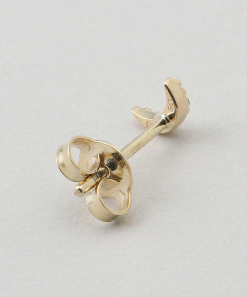 EDIT. FOR LULU(エディットフォールル)の「【Otiumberg./オティウムバーグ】 Diamond Moon Studs(ピアス(片耳用)・レディース・ゴールド・FREE)」の3枚目の写真