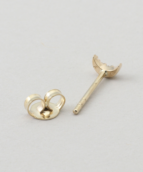 EDIT. FOR LULU(エディットフォールル)の「【Otiumberg./オティウムバーグ】 Diamond Moon Studs(ピアス(片耳用)・レディース・ゴールド・FREE)」の4枚目の写真