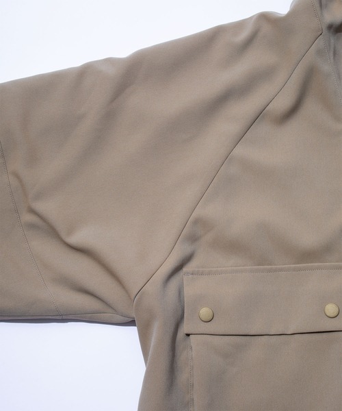 F/CE. (エフシーイー)の「F/CE. CHAMBRAY STRETCH ANORAK SHIRT / エフシーイー シャンブレー ストレッチ アノラック シャツ(シャツ/ブラウス・メンズ・ベージュ/ブラック・SMALL)」の10枚目の写真