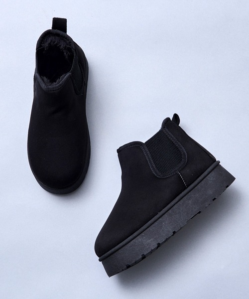 MEI(メイ)の「【MEI メイ】SUEDE LIKE SIDE GORE BOOTS 厚底 スエードライク サイドゴアブーツ(ボアライニング)(ブーツ・レディース・ブラウン/ベージュ/ブラック・S/M/L)」の4枚目の写真