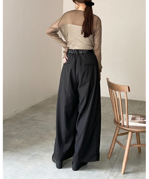 She's Closet(シーズクローゼット)の「長袖 サムホール ラメ シアートップス ロングTシャツ(Tシャツ/カットソー・レディース・グレー/ブラック/ブラウン/モカ/アイボリー/チャコールグレー・FREE)」の18枚目の写真