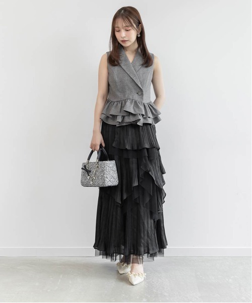 RANDA(ランダ)の「【Special Bag】2WAY チャーム付きビジューキルティングバッグ(ショルダーバッグ・レディース・ピンク/アイボリー/ネイビー・M)」の9枚目の写真