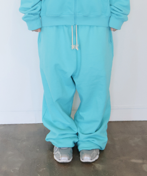 KIKOZY(キコジ)の「Macaroon Sweat Pants_Mint(スウェットパンツ・レディース・その他・FREE)」の3枚目の写真