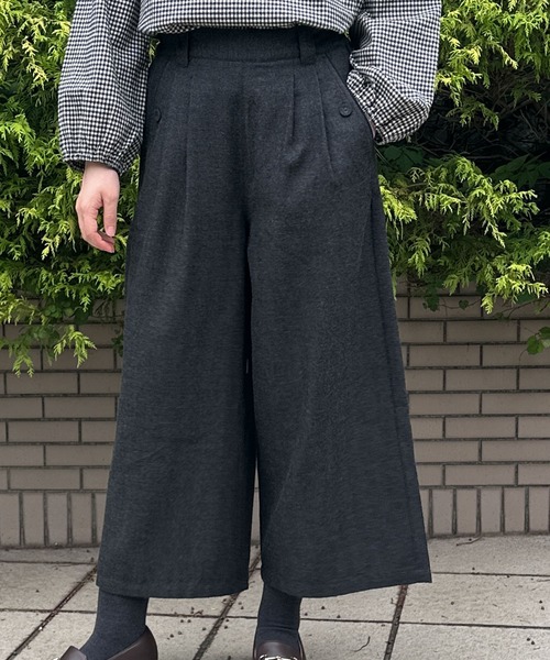 SELF+SERVICE（セルフサービス）の「再生ポリ入 ワイドクロプトパンツ（その他パンツ・レディース・チャコールグレー/グレー系その他/グレー系その他2/ブルー系その他・S/M/L/XL）」の2枚目の写真