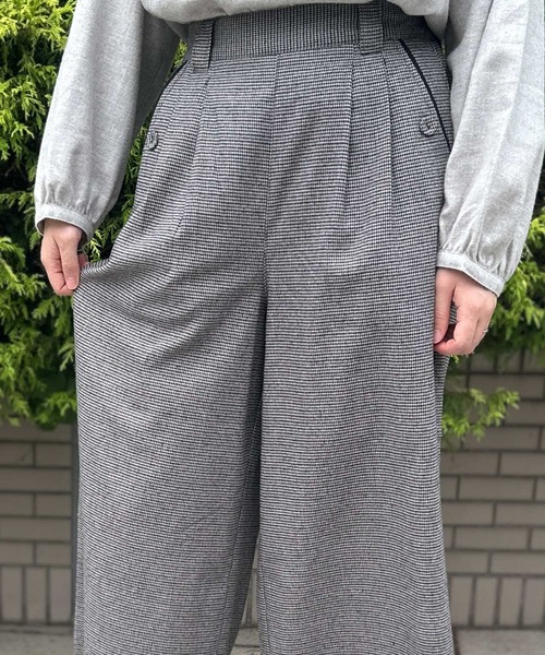 SELF+SERVICE（セルフサービス）の「再生ポリ入 ワイドクロプトパンツ（その他パンツ・レディース・チャコールグレー/グレー系その他/グレー系その他2/ブルー系その他・S/M/L/XL）」の18枚目の写真