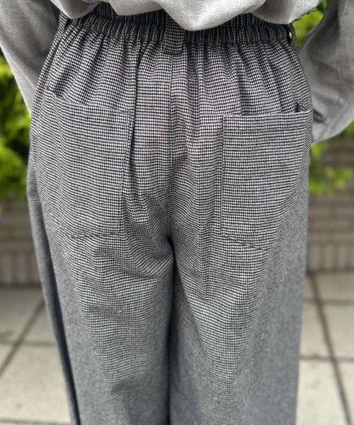 SELF+SERVICE（セルフサービス）の「再生ポリ入 ワイドクロプトパンツ（その他パンツ・レディース・チャコールグレー/グレー系その他/グレー系その他2/ブルー系その他・S/M/L/XL）」の15枚目の写真