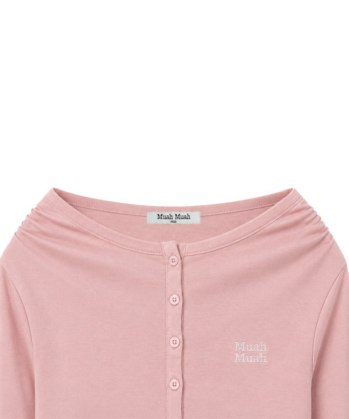 muahmuah（ムーアムーア）の「オフショルダー ヘンリーネック長袖Tシャツ [ベビーピンク]（Tシャツ/カットソー・レディース・その他・FREE）」の16枚目の写真