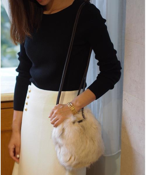 Jewel Changes(ジュエルチェンジズ)の「【WEB限定】◎JC フェイクファーポシェット / ショルダーバッグ(ショルダーバッグ・レディース・ライトグレー/ナチュラル/レッド・フリ-)」の14枚目の写真