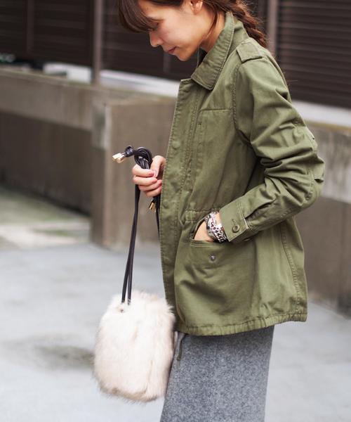 Jewel Changes(ジュエルチェンジズ)の「【WEB限定】◎JC フェイクファーポシェット / ショルダーバッグ(ショルダーバッグ・レディース・ライトグレー/ナチュラル/レッド・フリ-)」の15枚目の写真