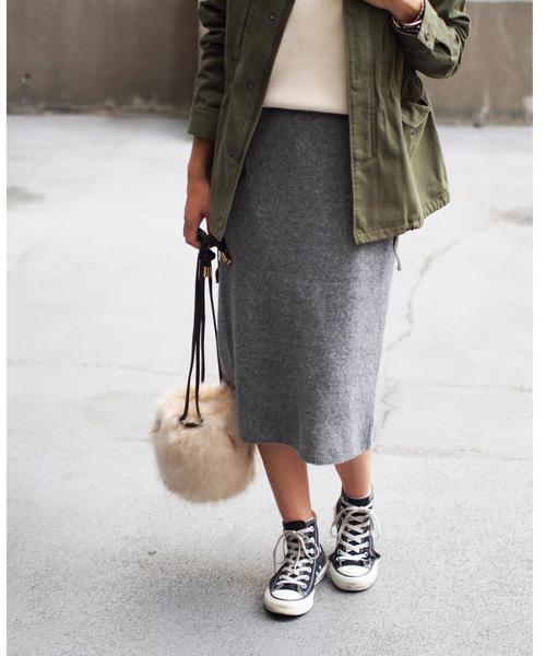 Jewel Changes(ジュエルチェンジズ)の「【WEB限定】◎JC フェイクファーポシェット / ショルダーバッグ(ショルダーバッグ・レディース・ライトグレー/ナチュラル/レッド・フリ-)」の16枚目の写真