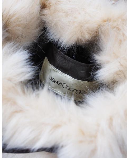 Jewel Changes(ジュエルチェンジズ)の「【WEB限定】◎JC フェイクファーポシェット / ショルダーバッグ(ショルダーバッグ・レディース・ライトグレー/ナチュラル/レッド・フリ-)」の10枚目の写真