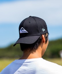Quiksilver（クイックシルバー）の「MOUNTAIN & WAVE BLACK/クイックシルバー キャップ newera コラボ（キャップ）」