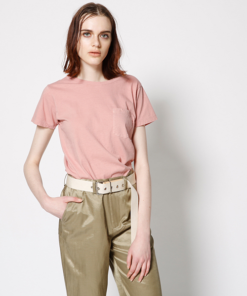 MOUSSY（マウジー）の「Hanes POCKET TEE C NECK（Tシャツ/カットソー・レディース・ライトイエロー/ホワイト/ライトブルー/ピンク・1/2）」の4枚目の写真