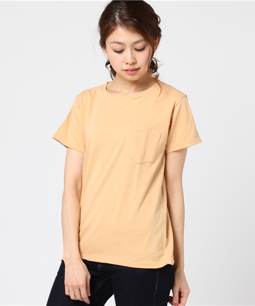 MOUSSY（マウジー）の「Hanes POCKET TEE C NECK（Tシャツ/カットソー・レディース・ライトイエロー/ホワイト/ライトブルー/ピンク・1/2）」の7枚目の写真