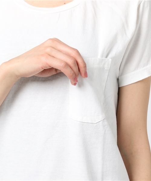 MOUSSY（マウジー）の「Hanes POCKET TEE C NECK（Tシャツ/カットソー・レディース・ライトイエロー/ホワイト/ライトブルー/ピンク・1/2）」の14枚目の写真