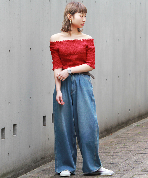 PAGEBOY(ページボーイ)の「レースシャーリングトップス(Tシャツ/カットソー・レディース・オフホワイト/レッド/マスタード/ブラック・FREE)」の8枚目の写真