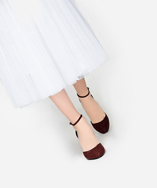 CHARLES & KEITH(チャールズ & キース)の「ベーシックアンクルストラップヒール / BASIC ANKLE STRAP HEELS(サンダル・レディース・ブラック/ピンク/バーガンディー・22.5cm/23cm/24cm/23.5cm/24.5cm)」の10枚目の写真