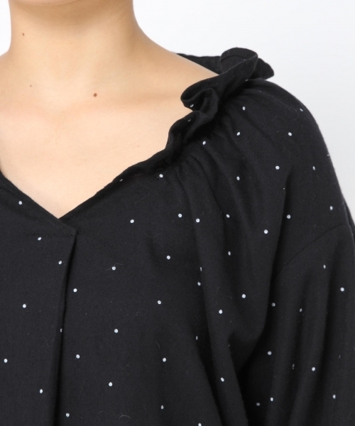 studio CLIP（スタディオクリップ）の「コットンビエラアソートフリル衿ブラウス（シャツ/ブラウス・レディース・ネイビー/アイボリー/その他1・LARGE/MEDIUM）」の12枚目の写真