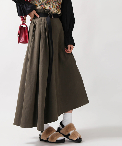 WEGO（ウィゴー）の「WEGO/ピーチサテンベルトロングスカート（スカート・レディース・ダークブラウン/ブラック/カーキ・FREE）」の3枚目の写真