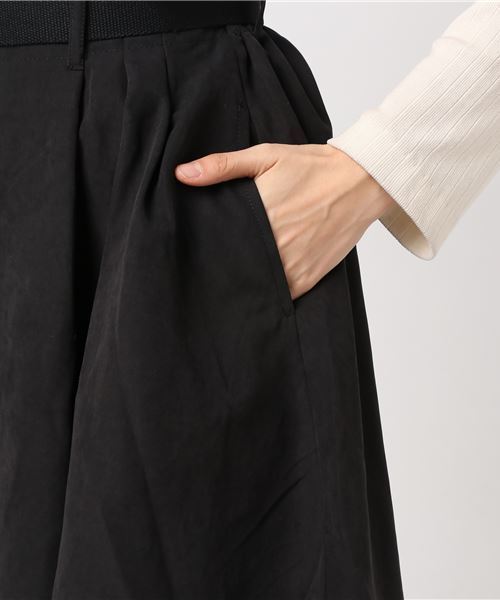 WEGO（ウィゴー）の「WEGO/ピーチサテンベルトロングスカート（スカート・レディース・ダークブラウン/ブラック/カーキ・FREE）」の15枚目の写真