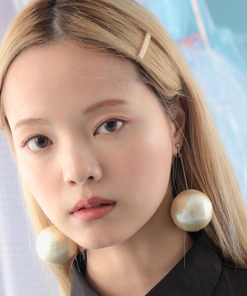 CAROLINA GLASER(カロリナ グレイサー)の「コットンパール ピアス(ピアス(両耳用)・レディース・アイボリー・ONE SIZE)」の1枚目の写真