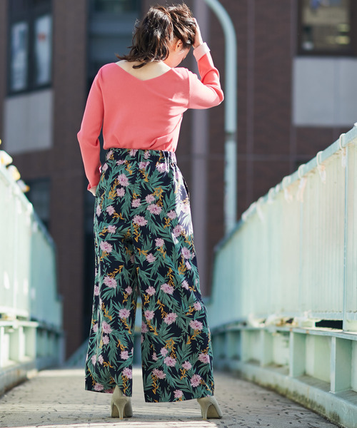 RIVE DROITE（リヴドロワ）の「レースフラワープリントワイドパンツ（その他パンツ・レディース・アイボリー/ネイビー・FREE）」の13枚目の写真