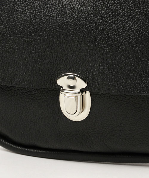 BEAMS BOY（ビームスボーイ）の「Mascorro Leather / Chain BAG（ショルダーバッグ・レディース・ブラック・ONE SIZE）」の6枚目の写真