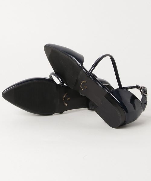 NATURAL BEAUTY BASIC（ナチュラルビューティーベーシック）の「エナメルクロスフラットパンプス（パンプス・レディース・ネイビー/ホワイト系その他・LARGE/MEDIUM/SMALL）」の4枚目の写真