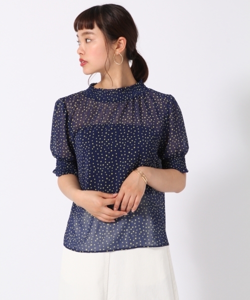LOWRYS FARM（ローリーズファーム）の「ドットプリエリブラウス　798918（シャツ/ブラウス・レディース・オフホワイト/ブラック/ネイビー・LARGE/MEDIUM）」の3枚目の写真