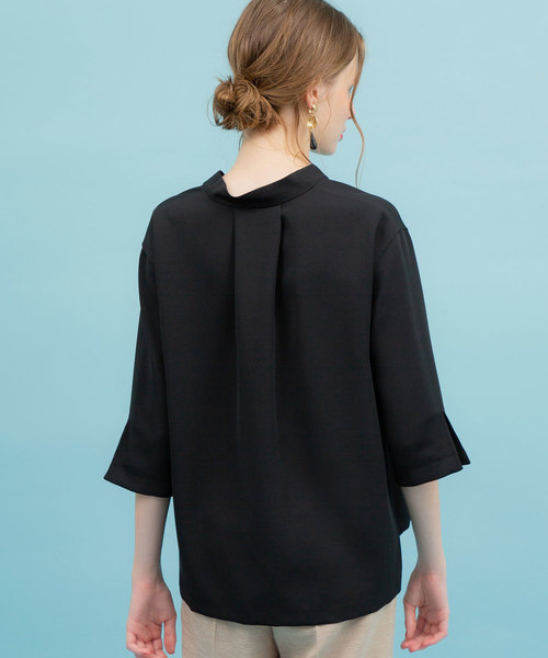 UNITED TOKYO（ユナイテッドトウキョウ）の「スキッパーネックスリットブラウス（シャツ/ブラウス・レディース・ホワイト/バーガンディー/ブラック・1）」の18枚目の写真