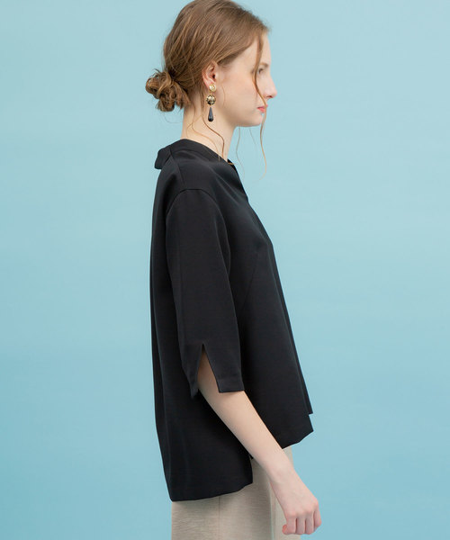 UNITED TOKYO（ユナイテッドトウキョウ）の「スキッパーネックスリットブラウス（シャツ/ブラウス・レディース・ホワイト/バーガンディー/ブラック・1）」の19枚目の写真