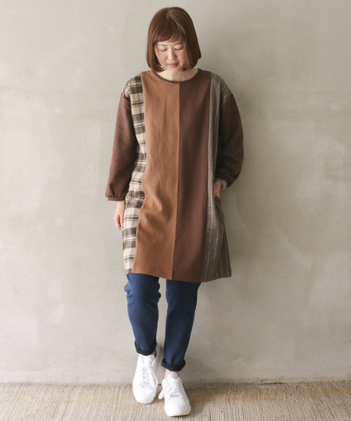 LBC(エルビーシー)の「縦切り替えパッチワークワンピース(ワンピース・レディース・ネイビー/ブラウン・M)」の2枚目の写真