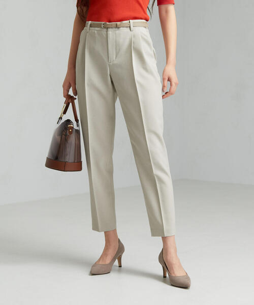 green label relaxing（グリーンレーベルリラクシング）の「[洗濯可能] ◆D リネコ タック ベルト パンツ（その他パンツ・レディース・ベージュ/ネイビー/オリーブ/オレンジ・44/46/40/38/42/36/34）」の2枚目の写真