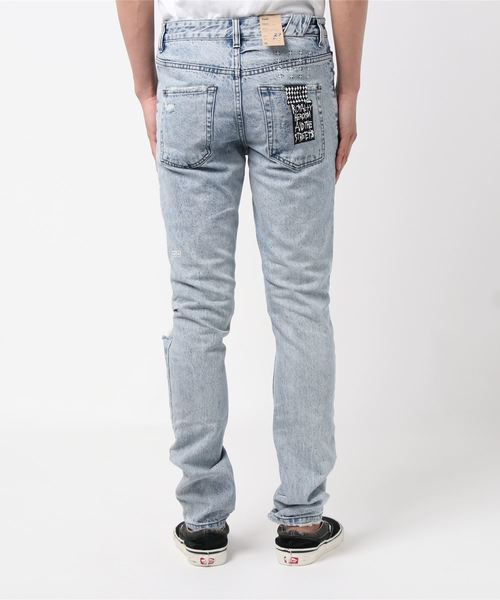 TATRAS CONCEPT STORE（タトラスコンセプトストア）の「ksubi（スビ）CHITCH EXPOSED CAMO　5000003464（デニムパンツ・メンズ・ブルー・29inch/30inch/31inch）」の2枚目の写真