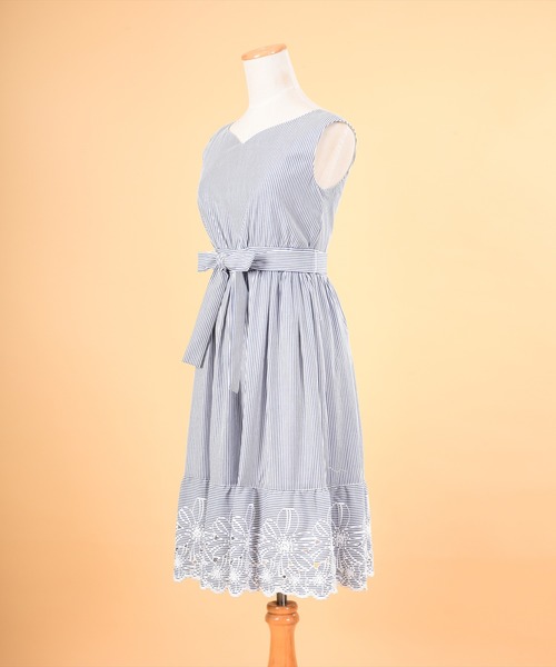 セール ロンストコード入り 裾レース刺繍 ワンピース ワンピース Dear Princess ディアプリンセス のファッション通販 Zozotown