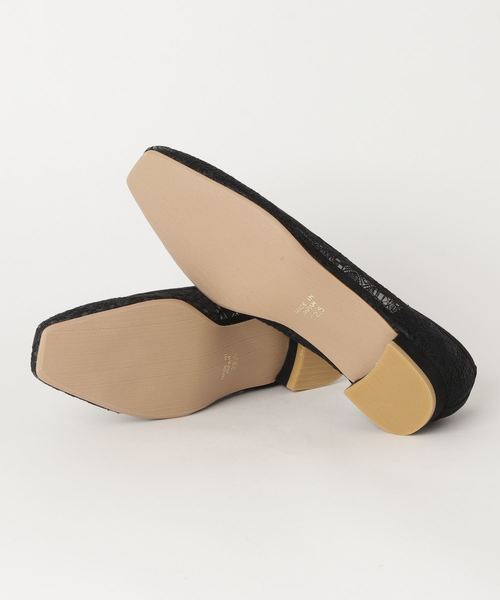 chumchum（チャムチャム）の「mjk/スクエアトゥレースパンプス（パンプス・レディース・ブラック/ホワイト×イエロー/ベージュ系その他2/グリーン系その他2・22.5cm/23.5cm/24.5cm/23.0cm/24.0cm）」の6枚目の写真