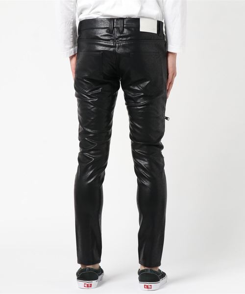 NO ID.（ノーアイディ）の「シンセティックレザー9ZIPスキニーPT