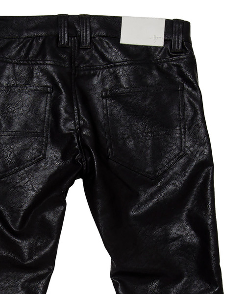 NO ID.（ノーアイディ）の「シンセティックレザー9ZIPスキニーPT