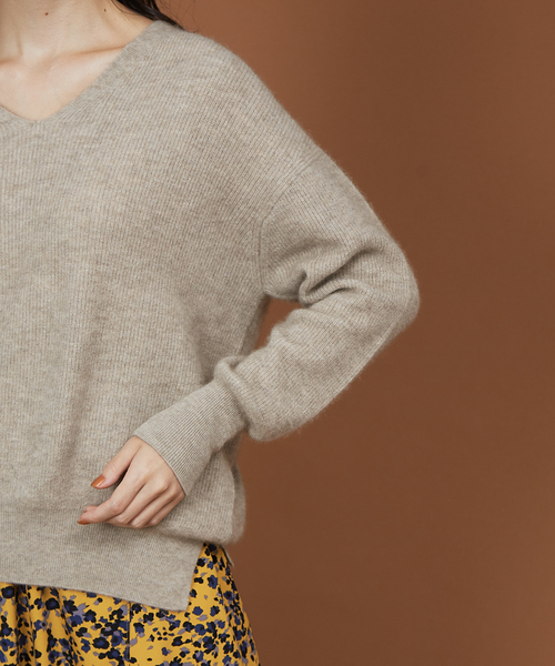 qualite（カリテ）の「ライトフェザーウール片畦ニット（ニット/セーター・レディース・ベージュ/パープル/ネイビー/カーキ・フリー）」の9枚目の写真