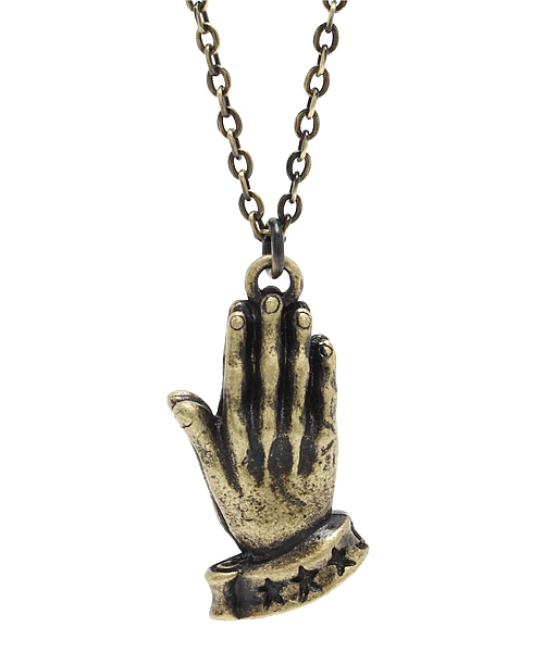 Subciety(サブサエティ)の「METAL NECKLACE -PRAYING HANDS-(ネックレス・メンズ・ブラック/シルバー/アンティークシルバー/ゴールド/アンティークゴールド・FREE)」の11枚目の写真