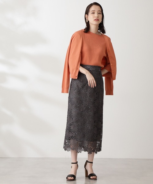 N.（N. Natural Beauty Basic）（エヌエヌナチュラルビューティーベーシック）の「◆ハイツイストコットンレーヨンランダムリブニット（Tシャツ/カットソー・レディース・アッシュブラウン/ネイビー/オレンジ/クリーム/ブルー・MEDIUM）」の11枚目の写真